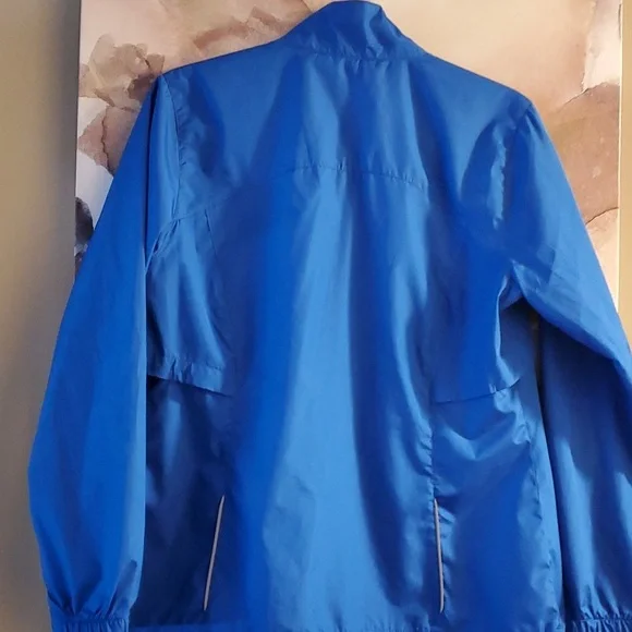 Subaru Windbreaker - Picture 6 of 9